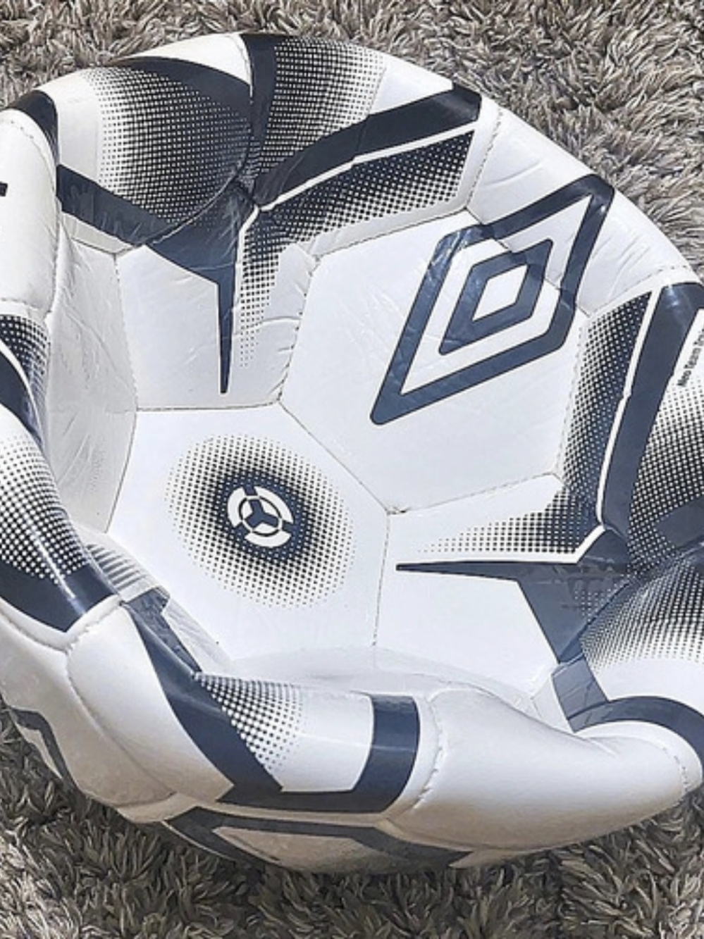Umbro Neo Team Trainer Soccer Ball White & Black